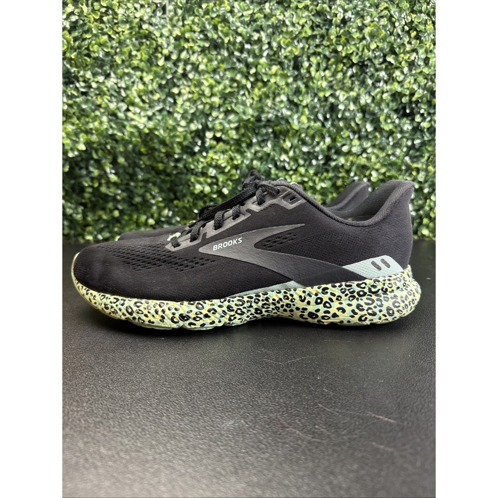 Brooks Launch 8 Womens Black Wild Cheetah Running Shoes Cheetah Print Size 11 B